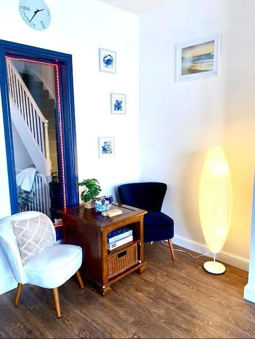 Apartment Stylish Coastal Home In The Centre Of Brighton United Kingdom